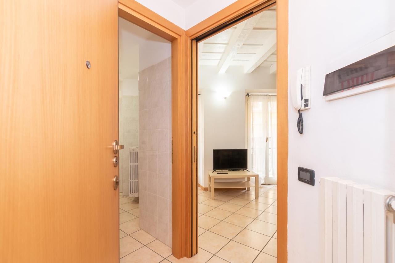 Appartamento Bilocale 1 Piazza Vittoria - Affitti Brevi Italia Brescia Kültér fotó